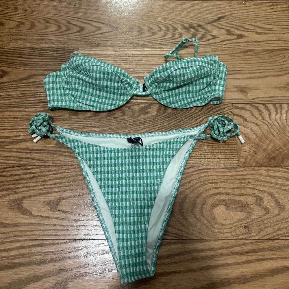 Triangle bikini